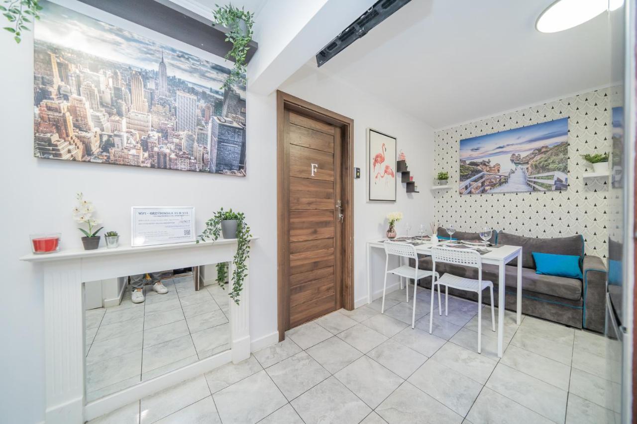 Unitapartaments Short Rent Apartment In Warsaw By Metro Station Rondo Onz Apart With 3Bedrooms 23 Zewnętrze zdjęcie