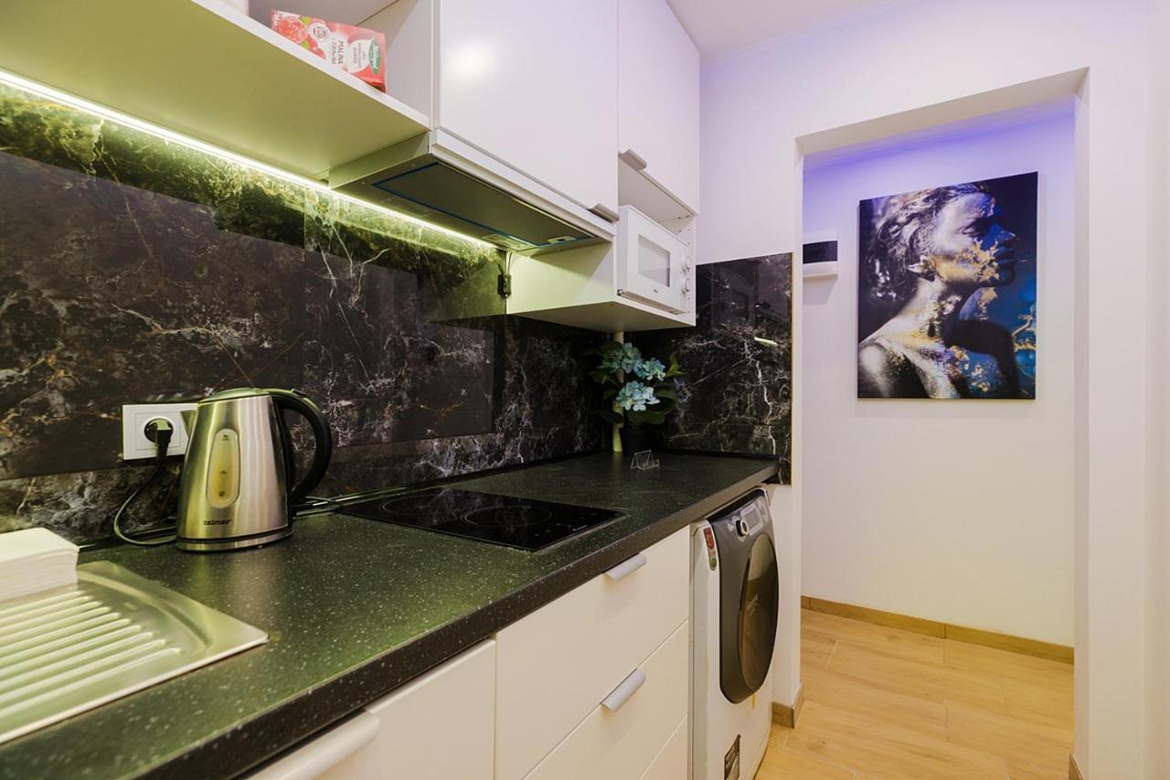 Unitapartaments Short Rent Apartment In Warsaw By Metro Station Rondo Onz Apart With 3Bedrooms 23 Zewnętrze zdjęcie